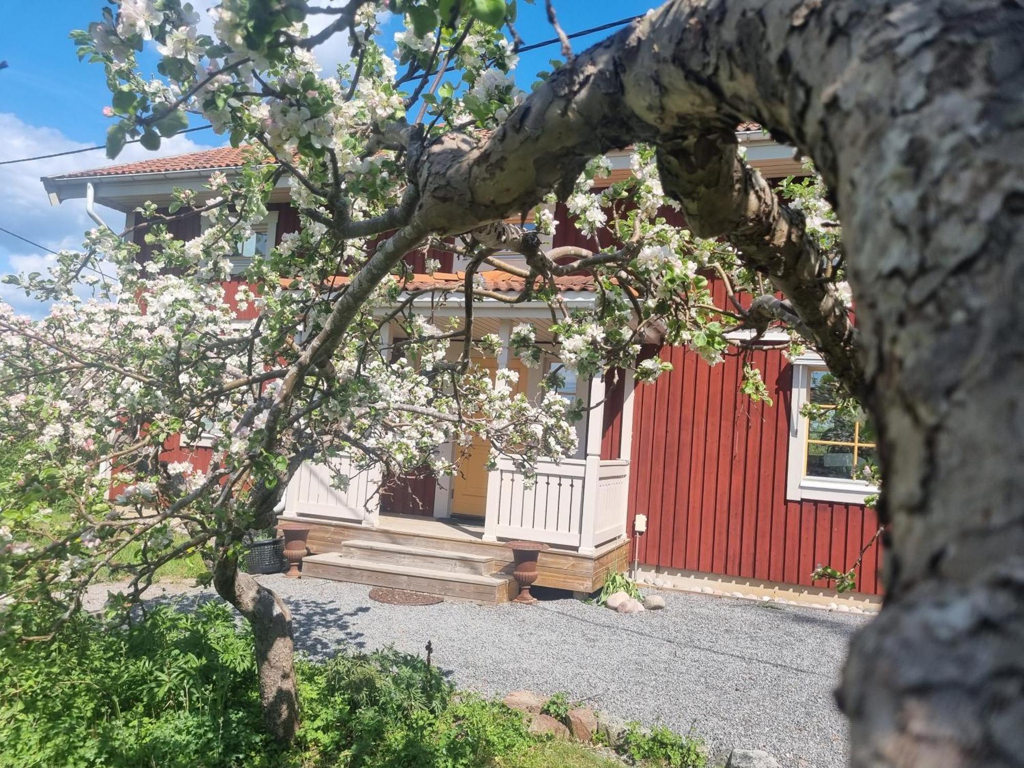 Saellinge House - Cozy Villa With Fireplace And Garden Close To Uppsala Eksteriør bilde