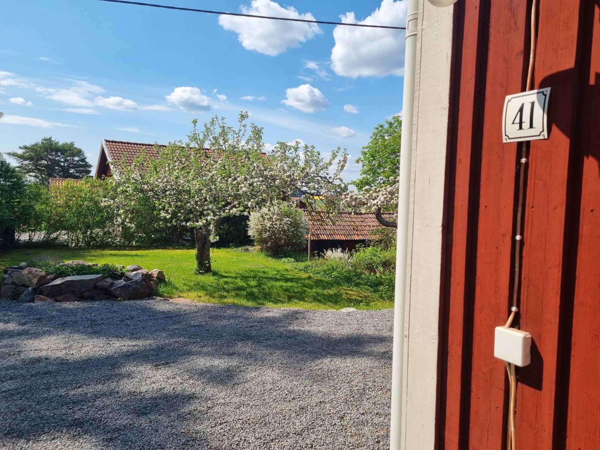 Saellinge House - Cozy Villa With Fireplace And Garden Close To Uppsala Eksteriør bilde