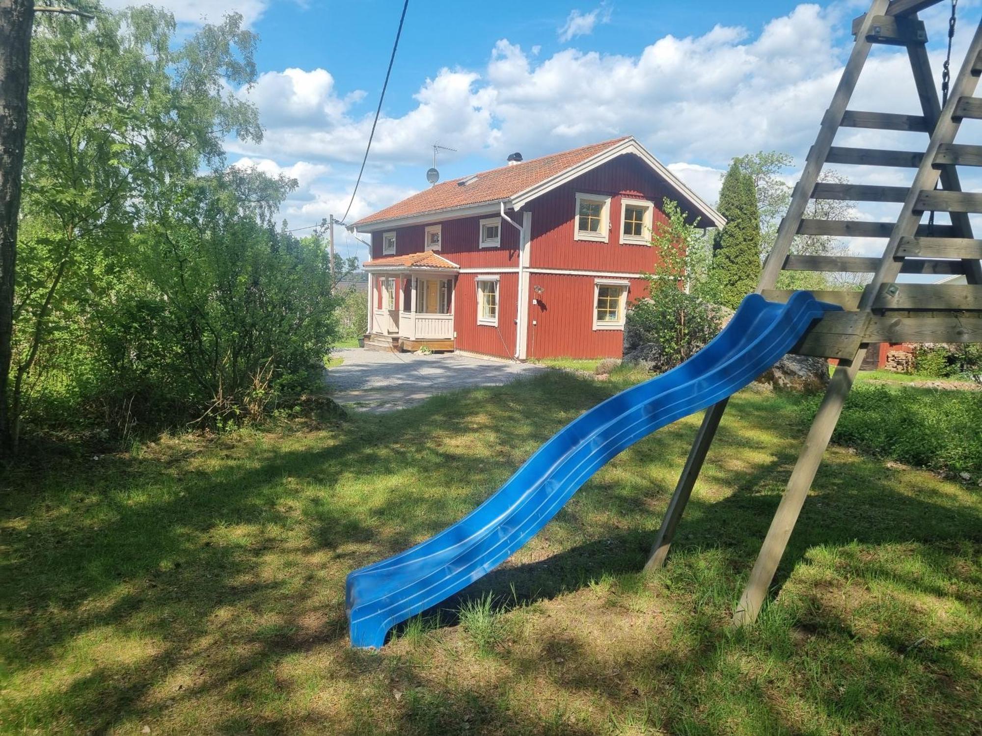 Saellinge House - Cozy Villa With Fireplace And Garden Close To Uppsala Eksteriør bilde